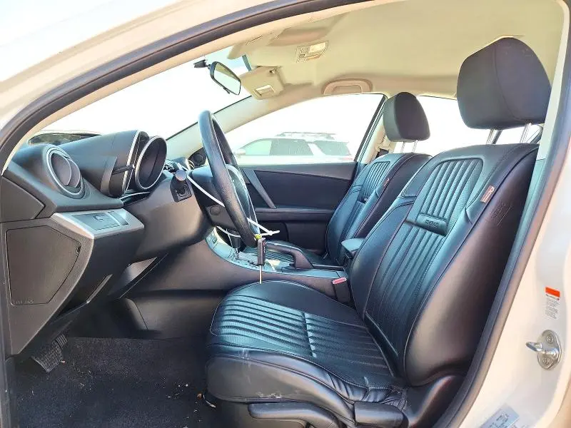 2011 MAZDA 3 I  