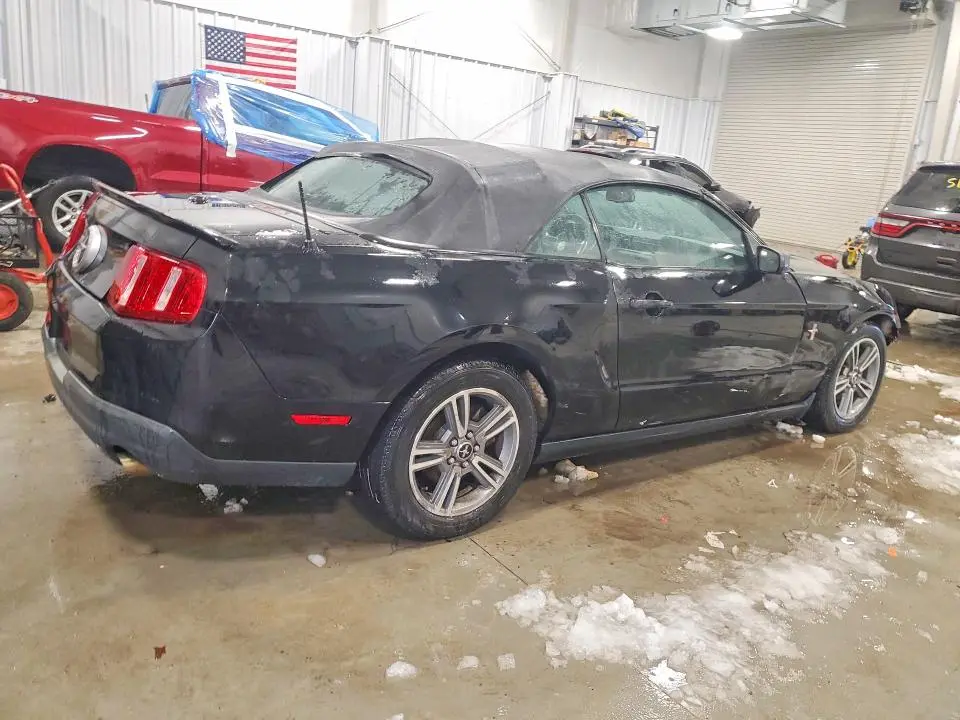 2010 FORD MUSTANG   