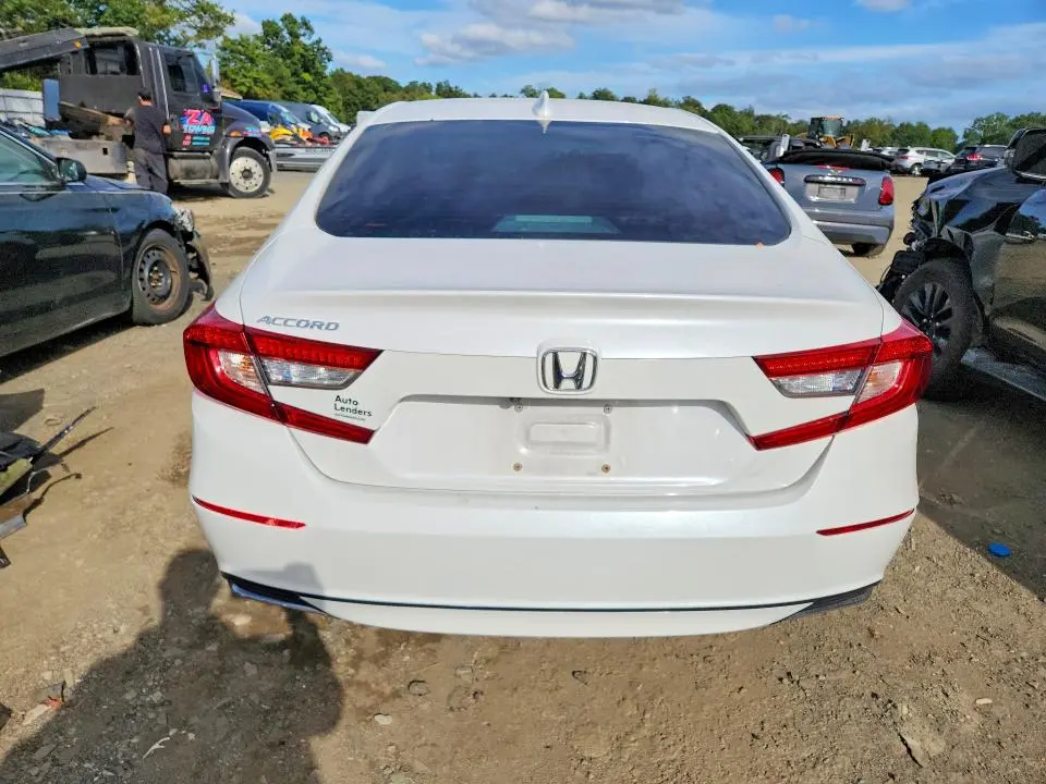 2021 HONDA ACCORD LX  