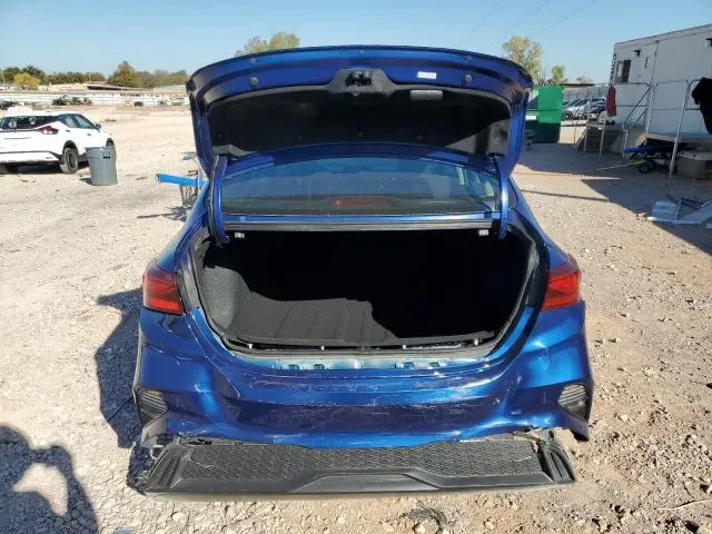 2024 KIA FORTE LXS  