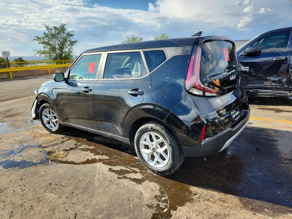 2024 KIA SOUL LX  