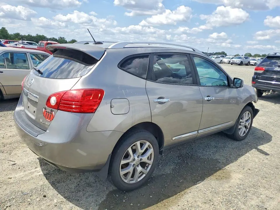 2011 NISSAN ROGUE S  