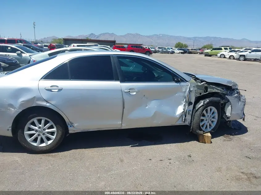 2010 TOYOTA CAMRY XLE V6