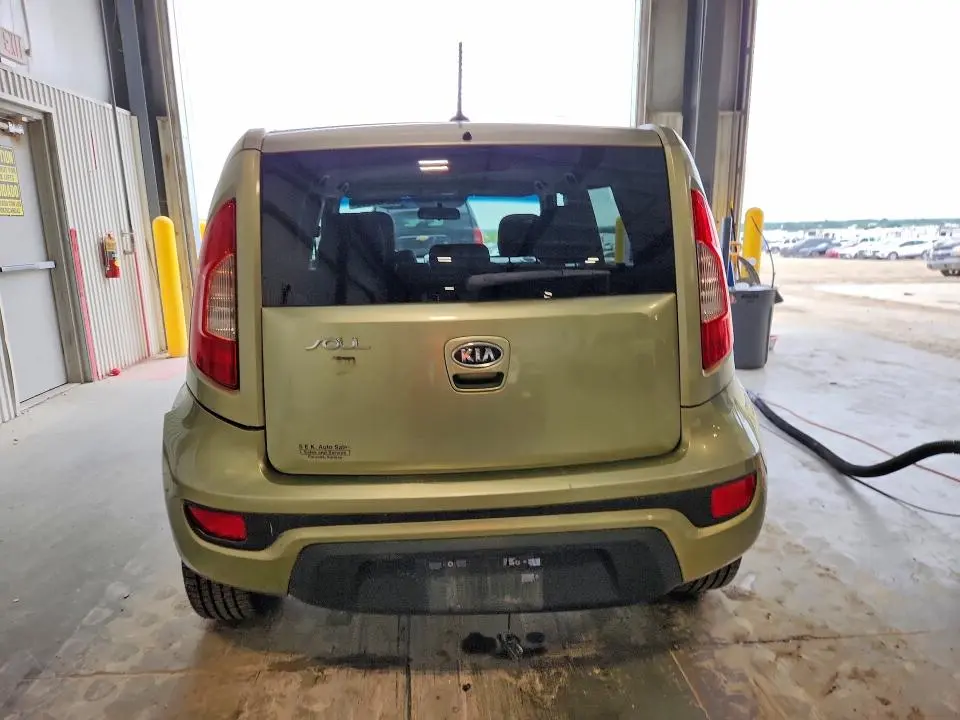 2012 KIA SOUL +  