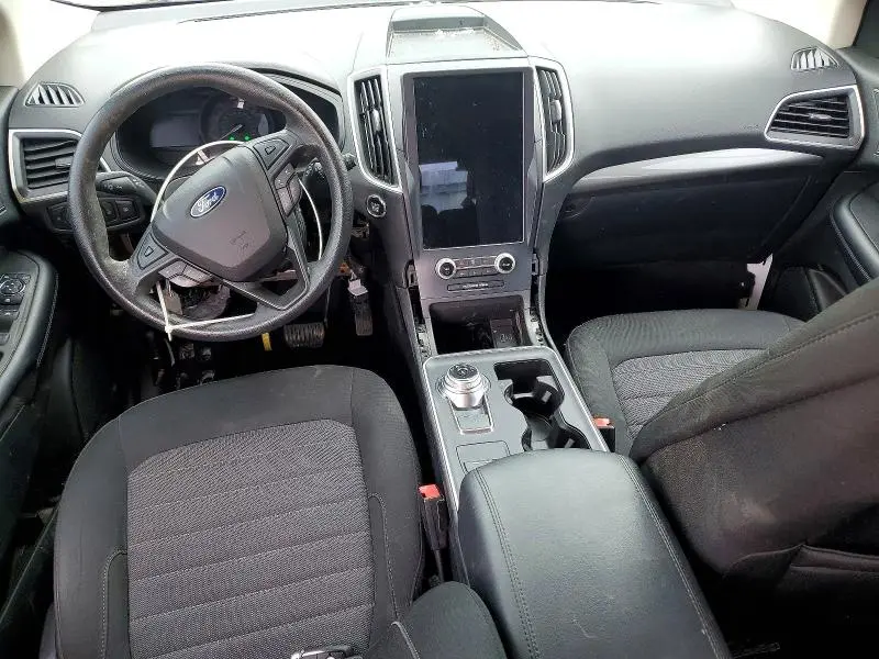 2023 FORD EDGE SE  