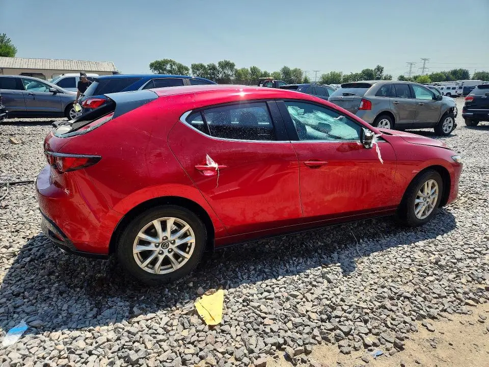 2025 MAZDA 3 PREFERRED  