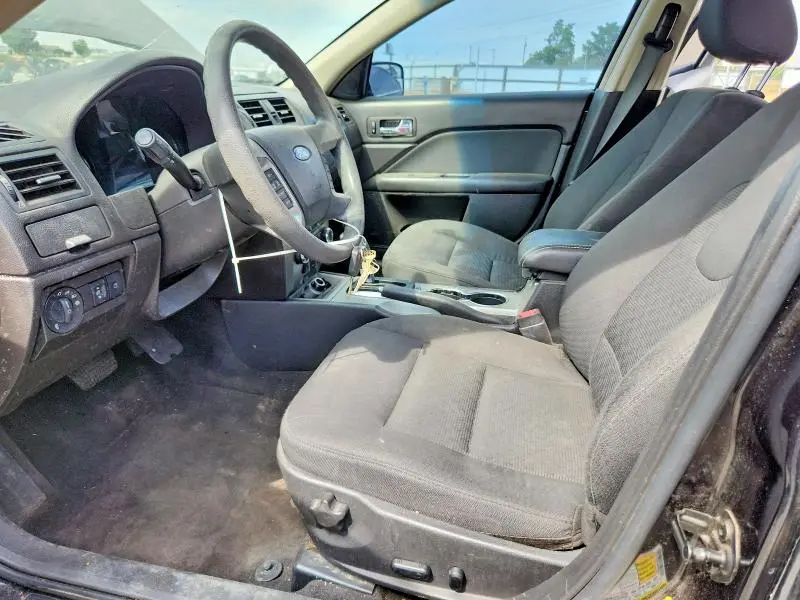 2011 FORD FUSION SE  