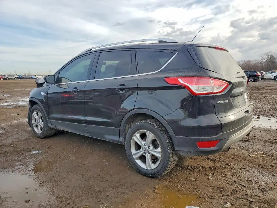 2016 FORD ESCAPE SE  
