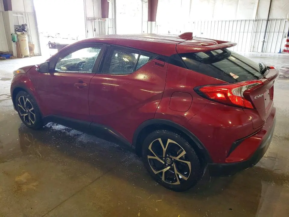 2019 TOYOTA C-HR XLE  