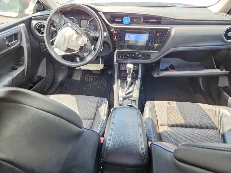 2019 TOYOTA COROLLA SE  