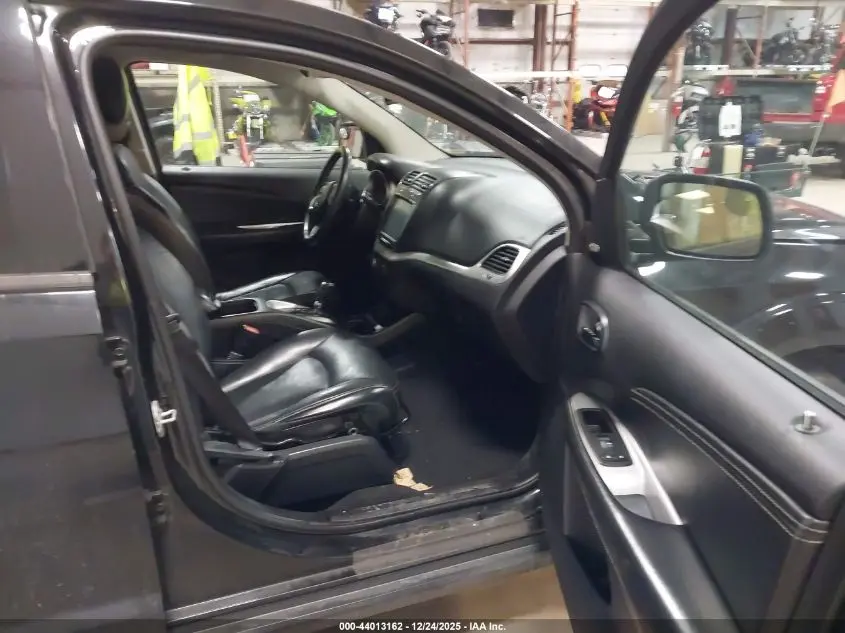 2012 DODGE JOURNEY R/T