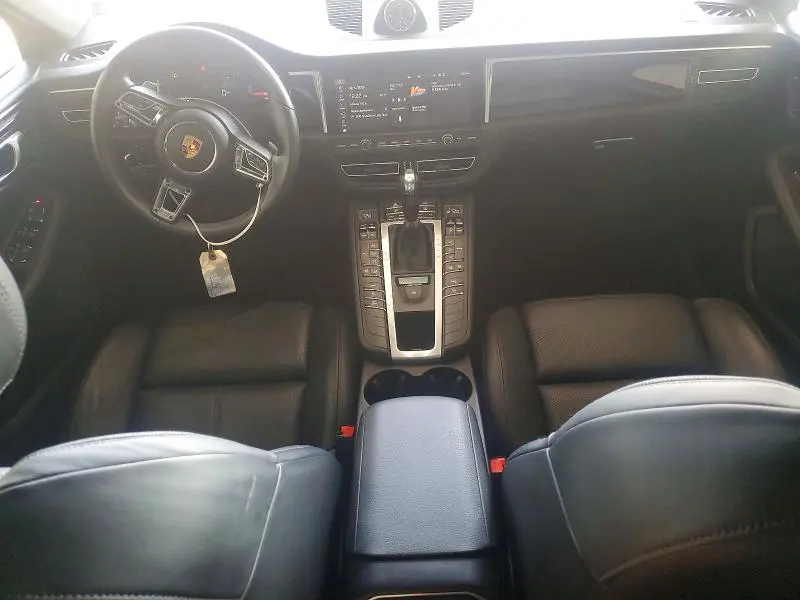 2020 PORSCHE MACAN   