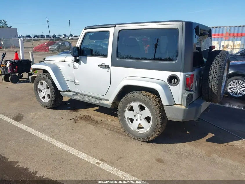 2011 JEEP WRANGLER SAHARA