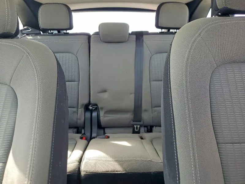 2022 FORD ESCAPE S  