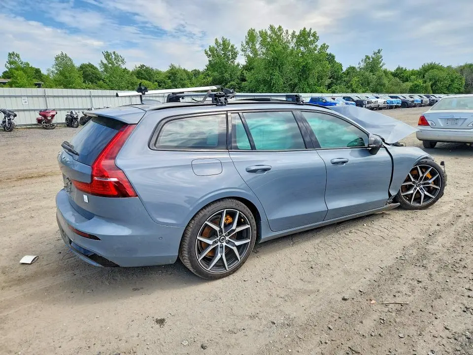 2023 VOLVO V60 POLESTAR ENGINEERED  