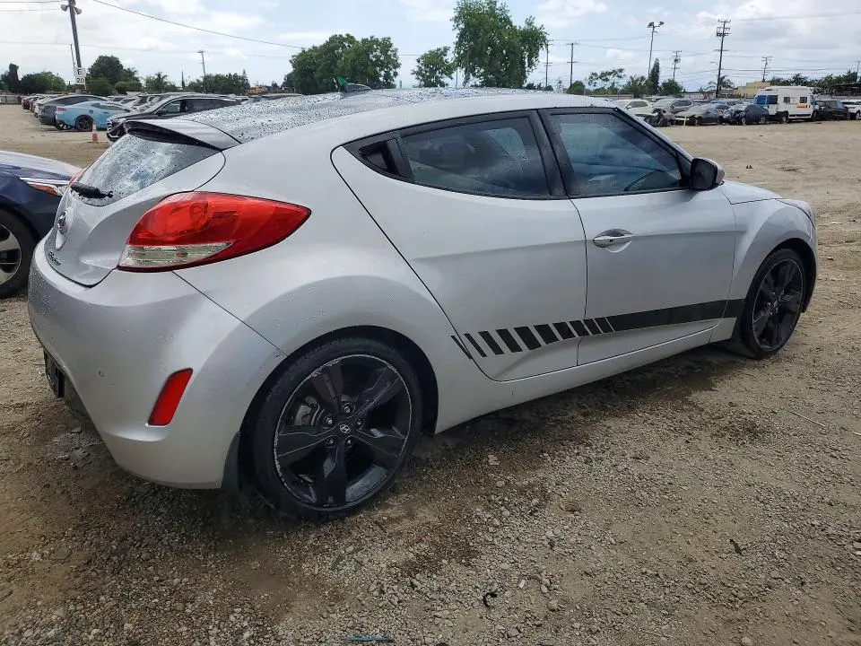 2013 HYUNDAI VELOSTER BASE  