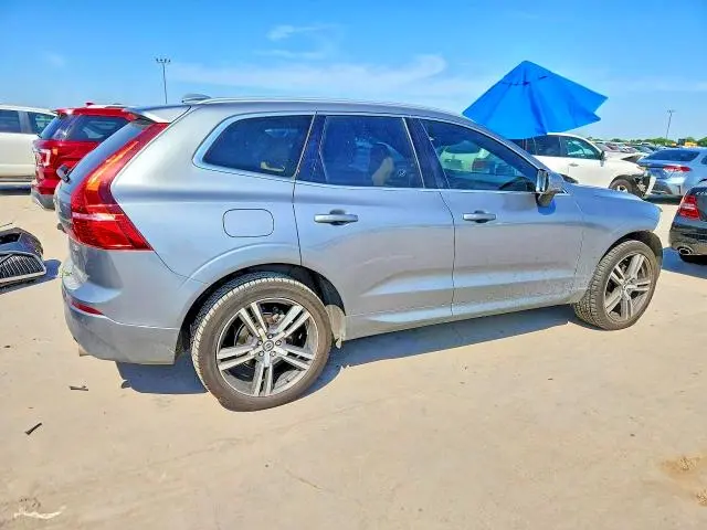 2020 VOLVO XC60 T5 MOMENTUM  