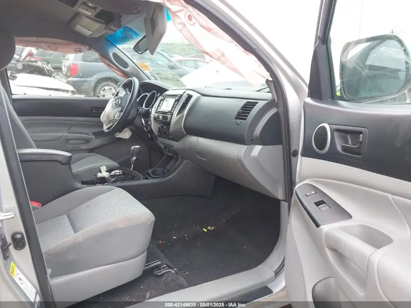 2014 TOYOTA TACOMA BASE V6