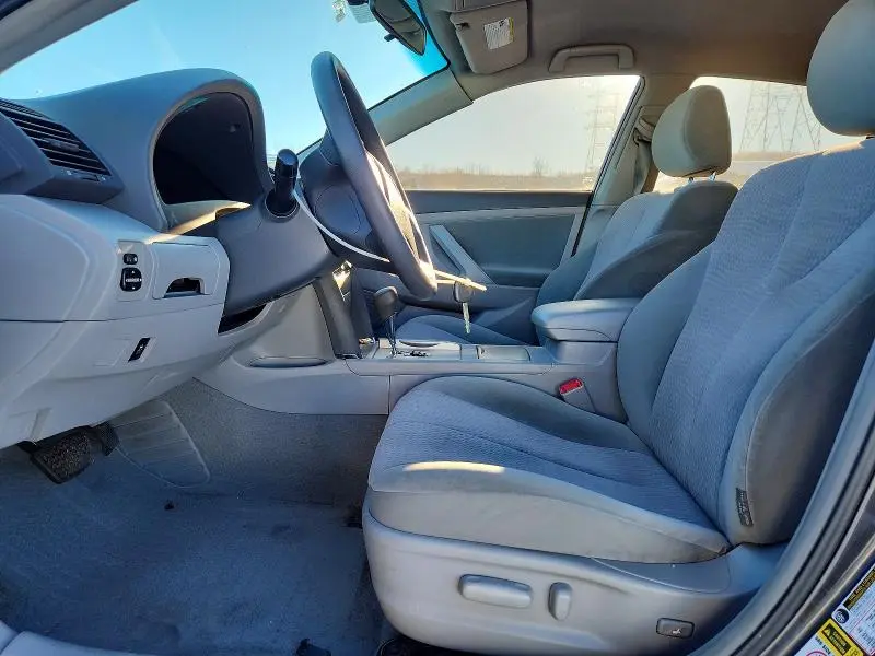 2010 TOYOTA CAMRY BASE  