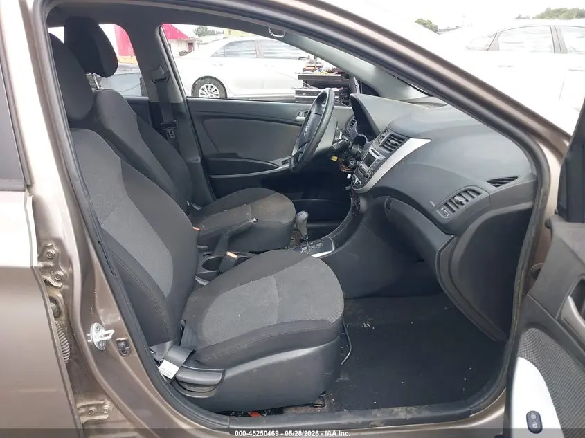 2014 HYUNDAI ACCENT GS