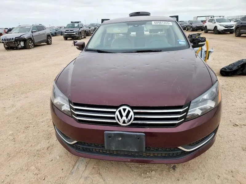2013 VOLKSWAGEN PASSAT S  