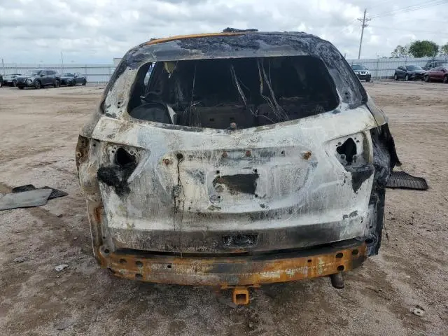 2013 CHEVROLET TRAVERSE LS  