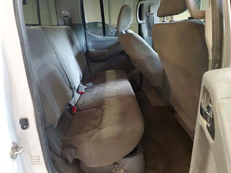 2017 NISSAN FRONTIER   