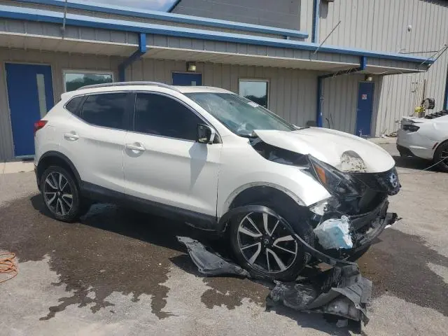 2017 NISSAN ROGUE SPORT S  