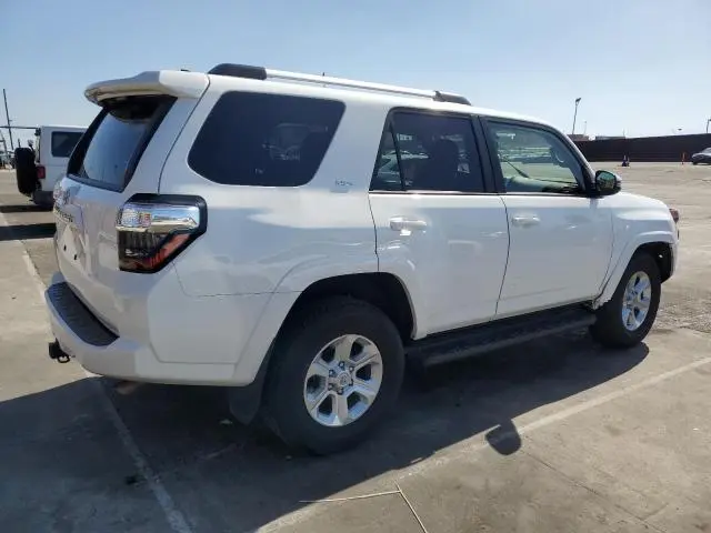 2023 TOYOTA 4RUNNER SE  