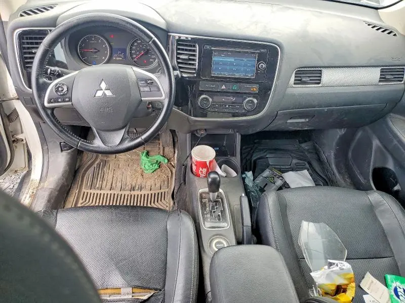 2014 MITSUBISHI OUTLANDER ES  