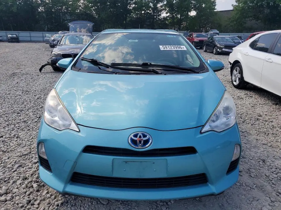2013 TOYOTA PRIUS C TWO  