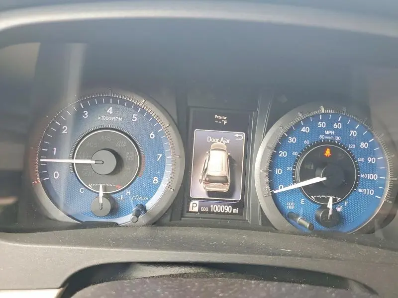 2017 TOYOTA SIENNA XLE 8-PASSENGER  