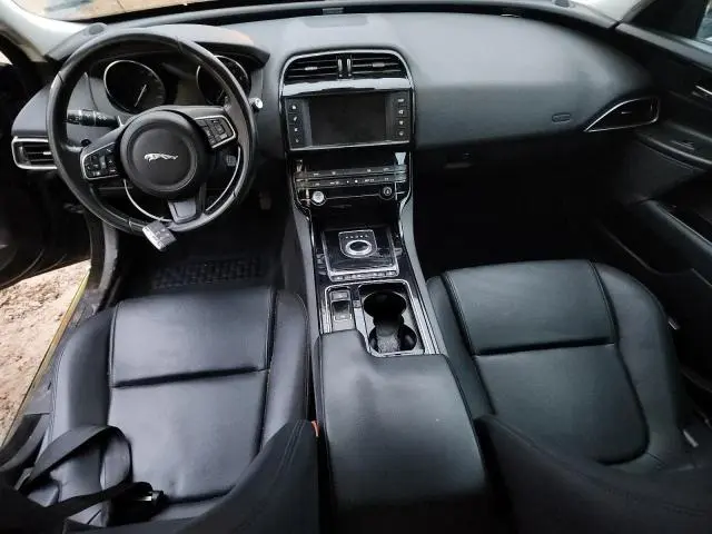 2018 JAGUAR XE   