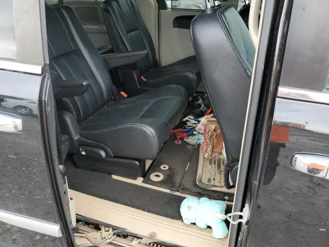 2016 CHRYSLER TOWN & COUNTRY TOURING