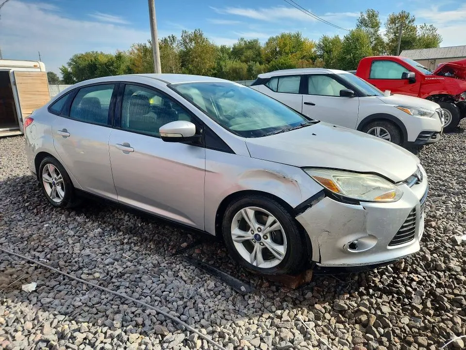 2014 FORD FOCUS SE  