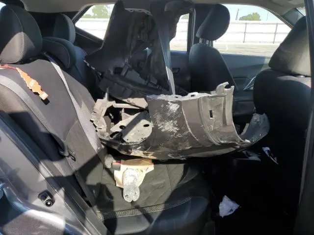2019 NISSAN KICKS S  
