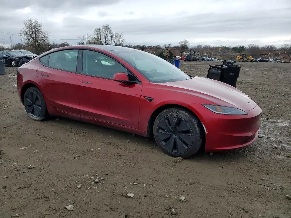 2024 TESLA MODEL 3   