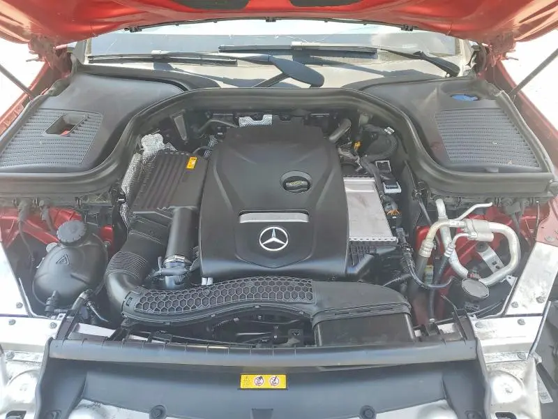 2019 MERCEDES-BENZ GLC 300  