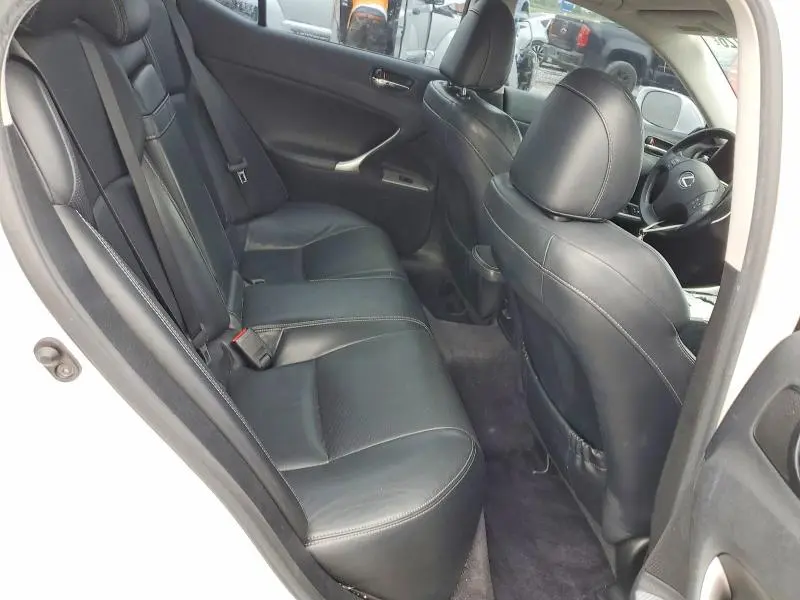 2010 LEXUS IS 350  