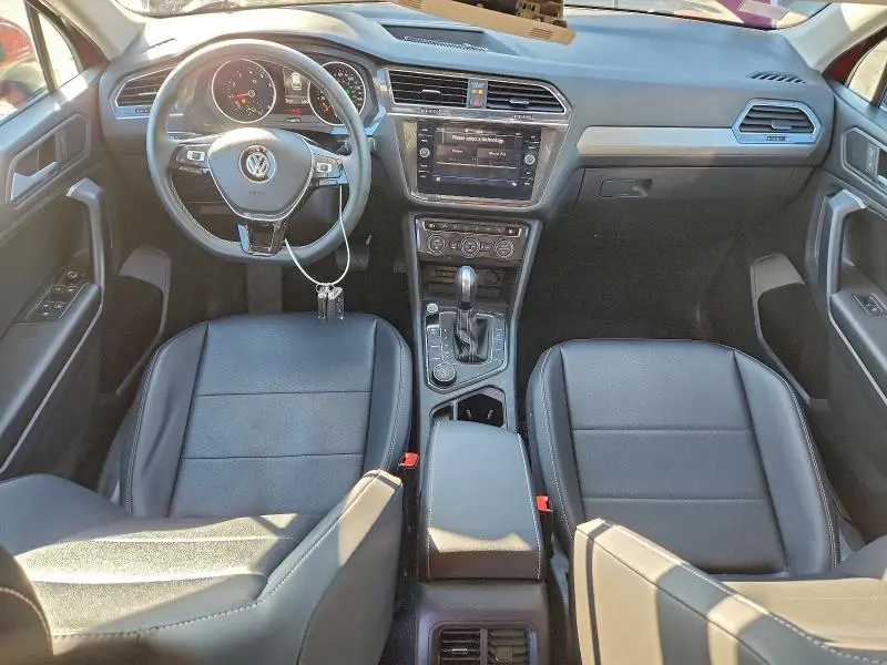 2021 VOLKSWAGEN TIGUAN SE  