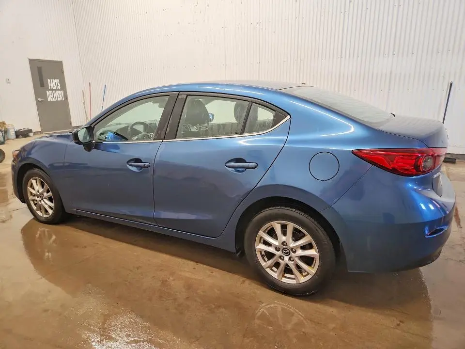 2018 MAZDA 3 GS  