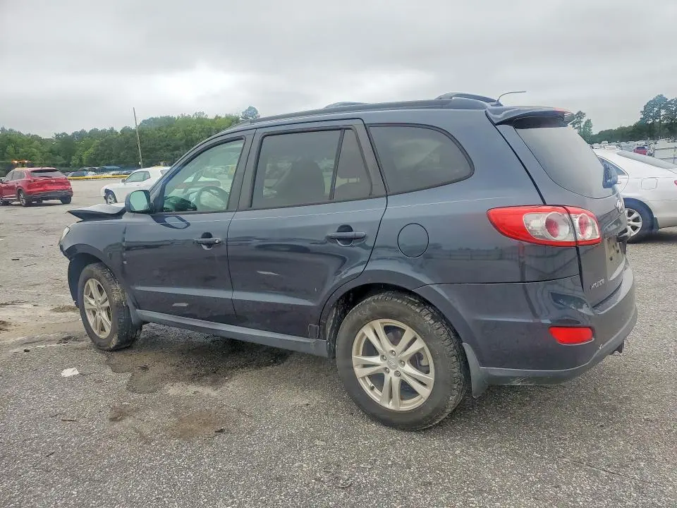 2011 HYUNDAI SANTA FE SE  