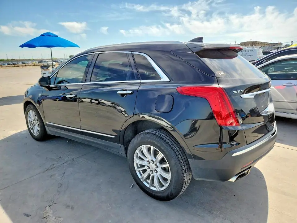 2017 CADILLAC XT5   