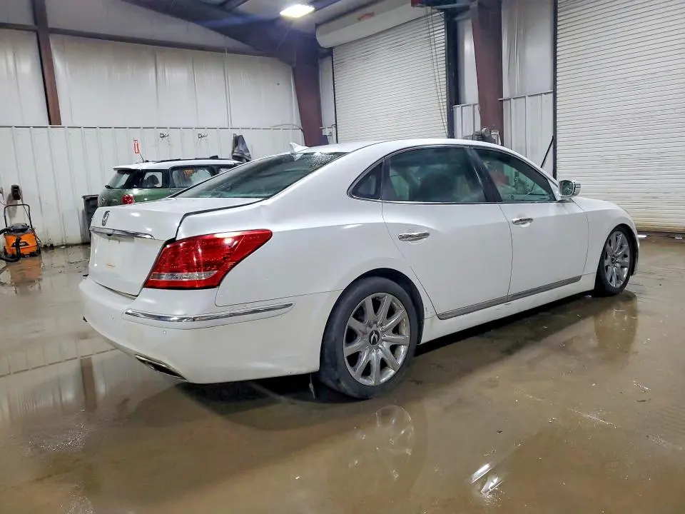 2011 HYUNDAI EQUUS SIGNATURE  