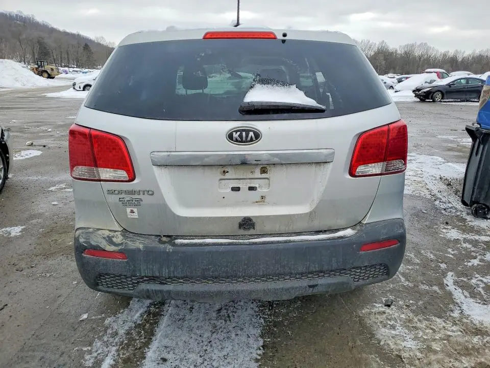 2012 KIA SORENTO BASE  