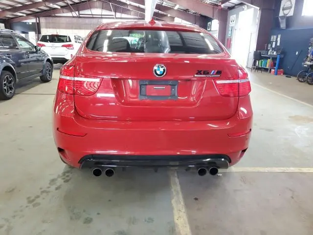 2011 BMW X6 M