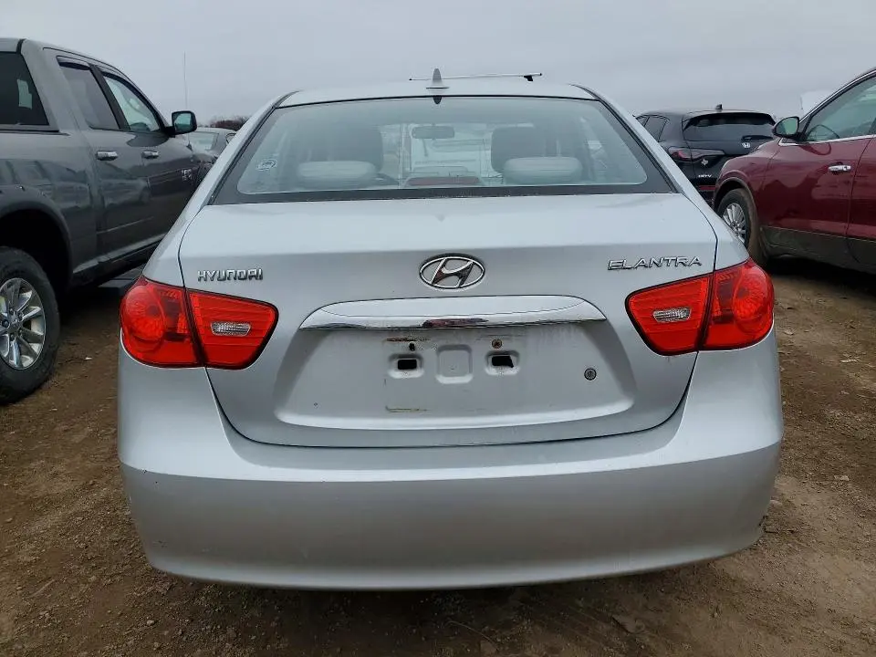 2010 HYUNDAI ELANTRA GLS  