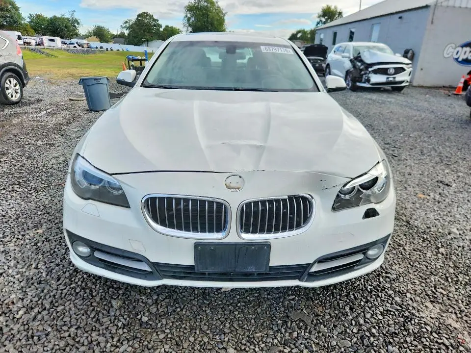 2015 BMW 528 XI  