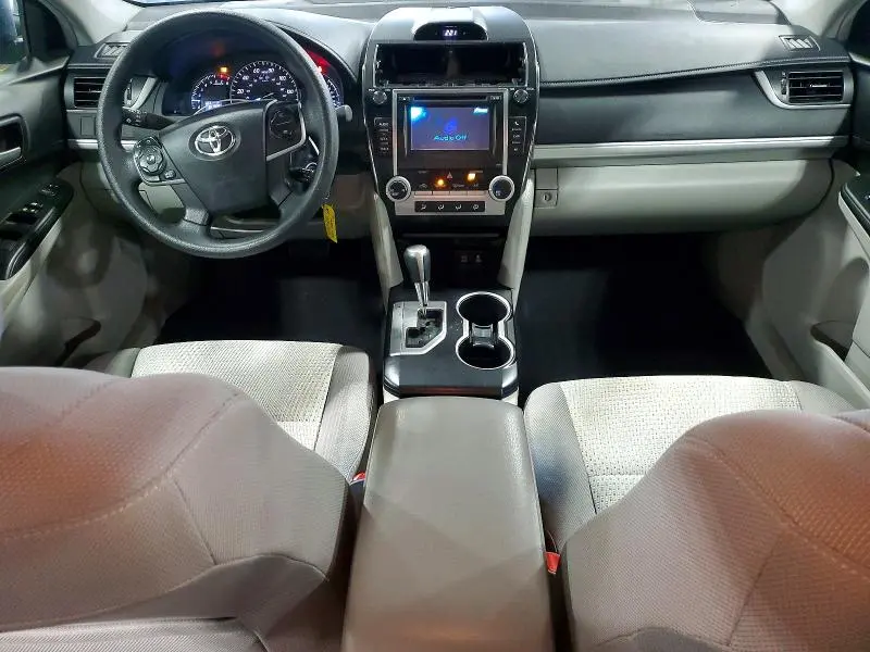 2013 TOYOTA CAMRY LE  