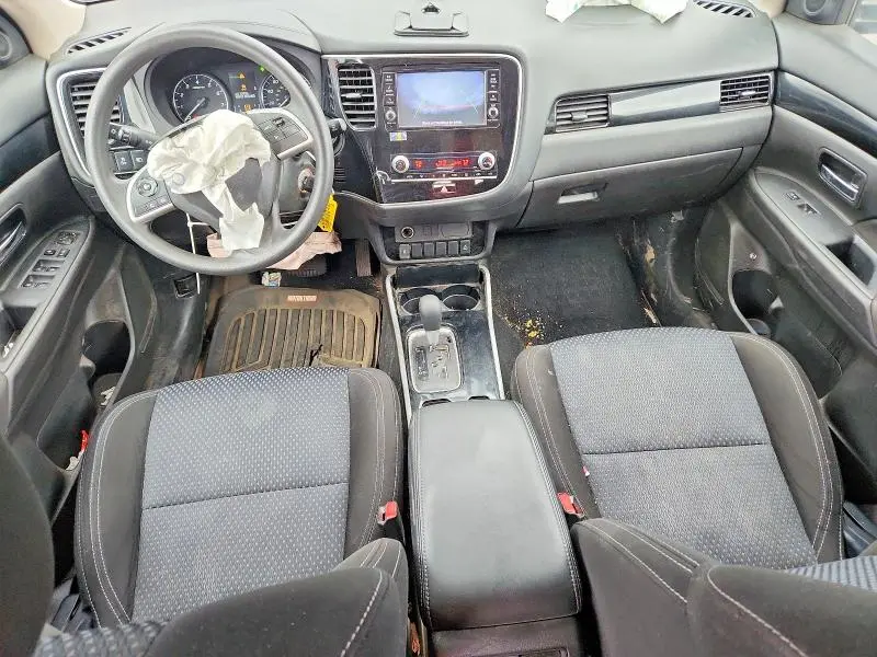 2020 MITSUBISHI OUTLANDER ES  